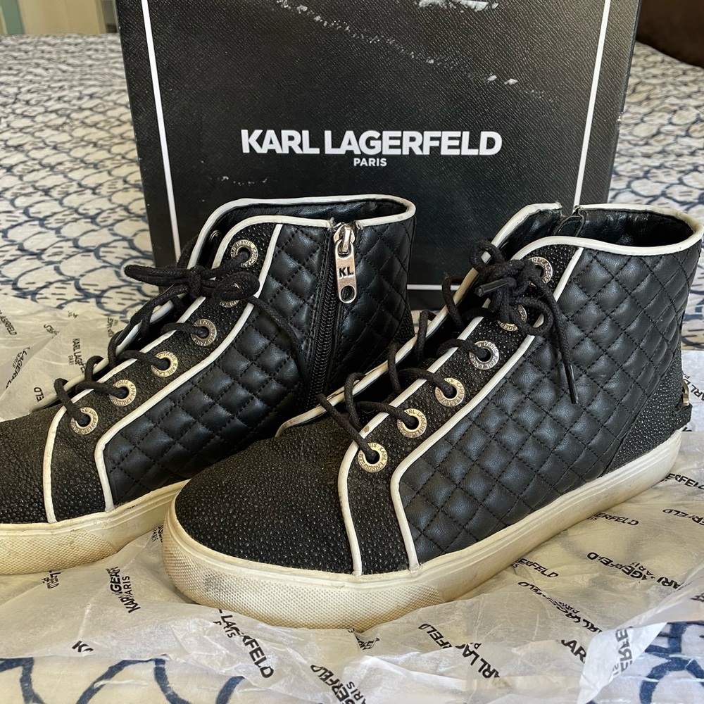 KARL LAGERFELD PARIS Black quilted leather high top sneakers 7.5US